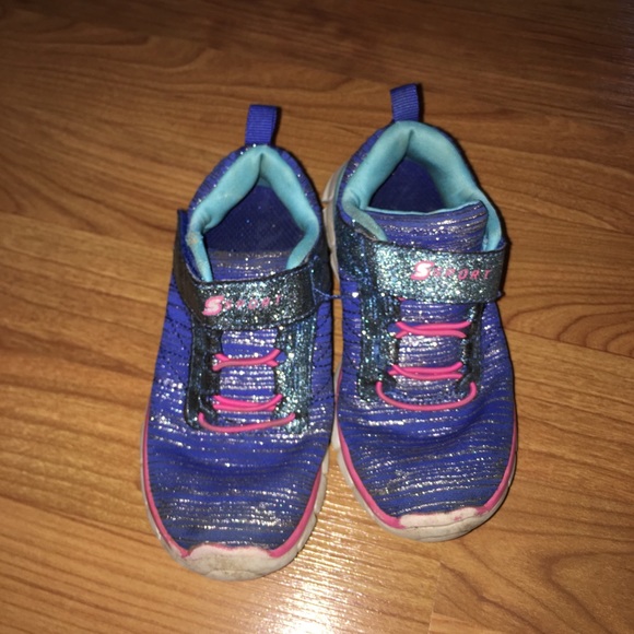 Sketchers Glitter Shoes - Picture 1 of 2